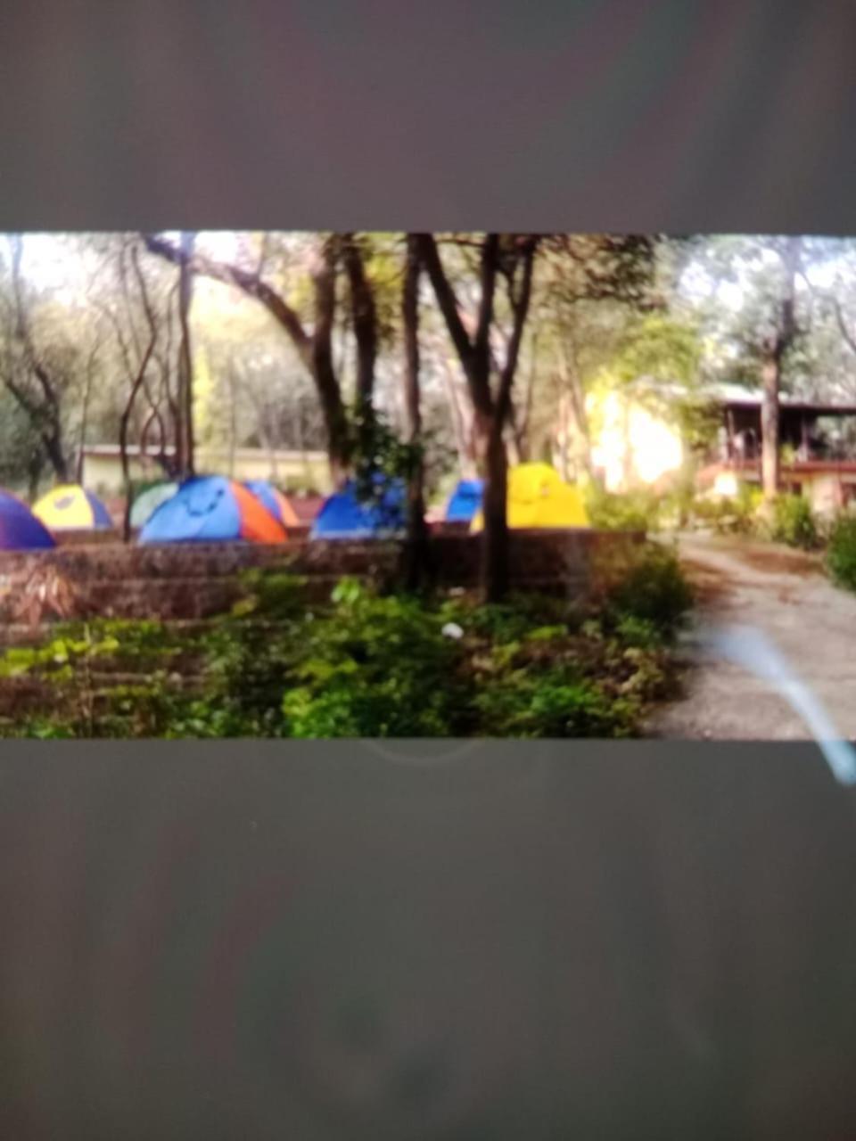 Hilltone Veg Non Veg Matheran Hotell Exteriör bild
